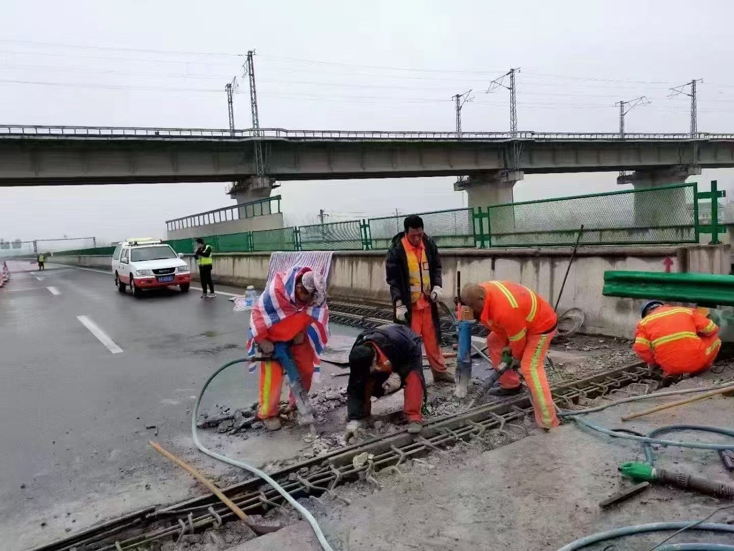 雷山桥梁伸缩缝抢修料